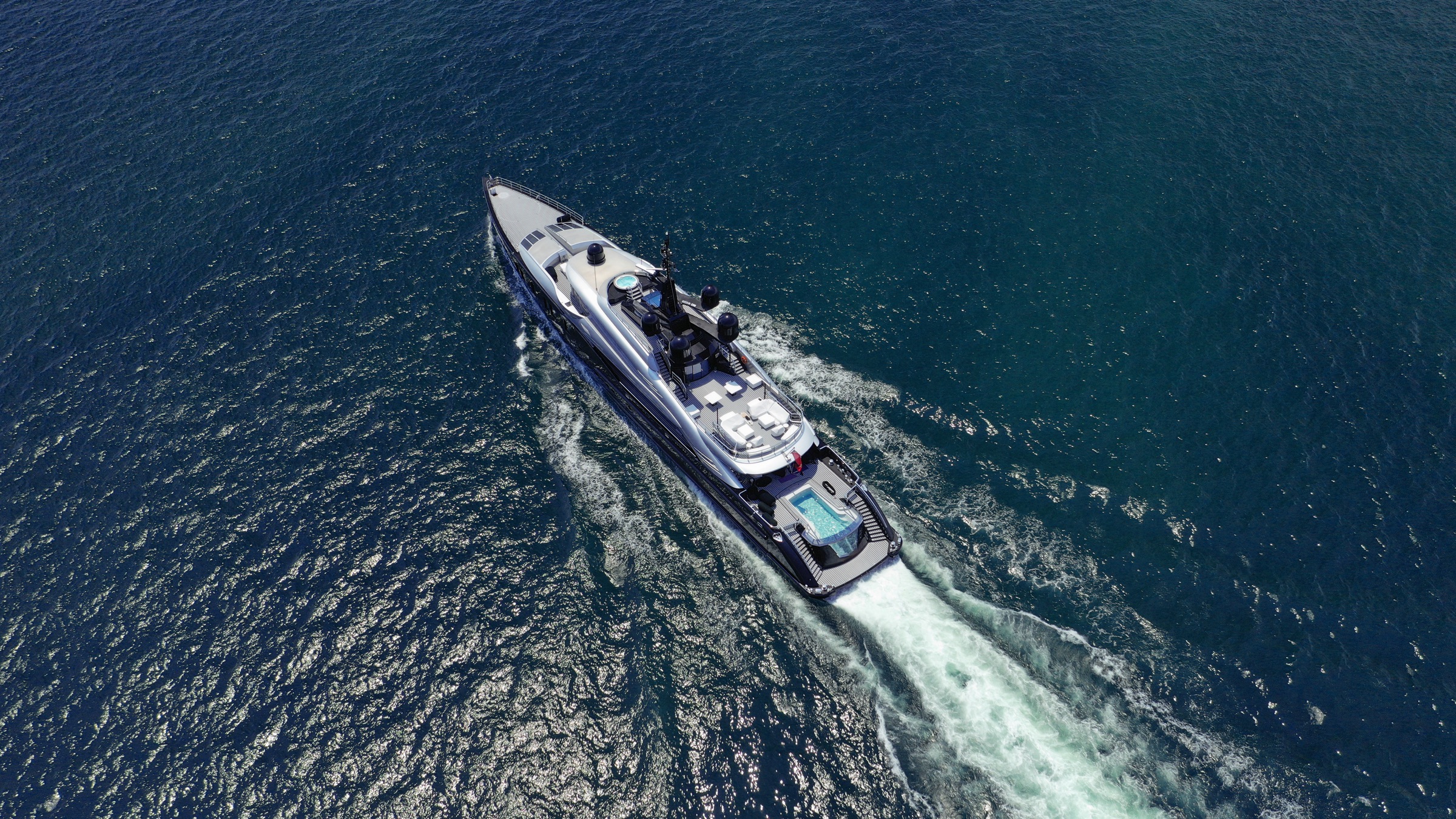 What is the APA on a superyacht charter?