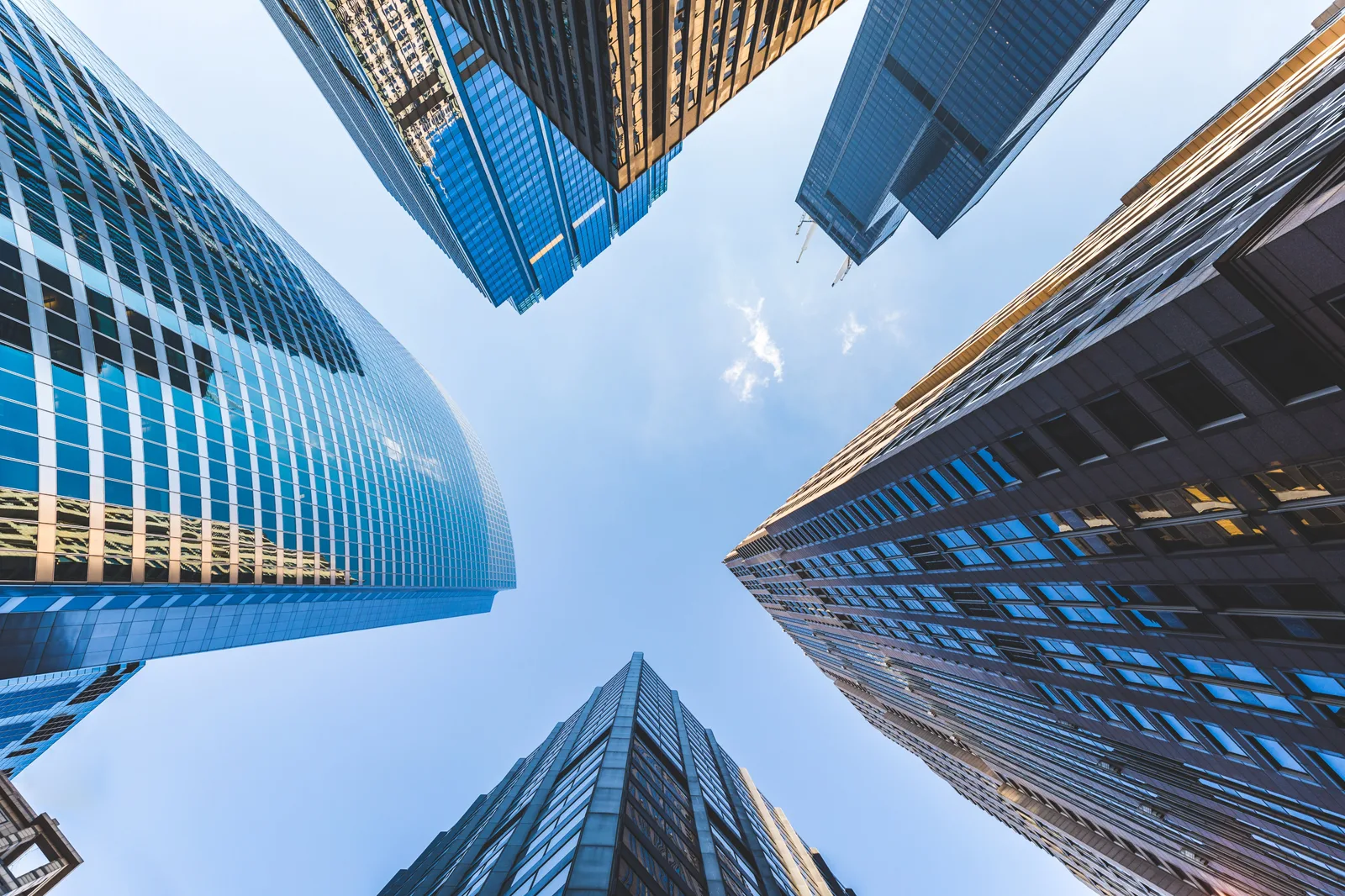 Anthropic's Secondary Market: A Case Study in Pre-IPO Valuation Premiums