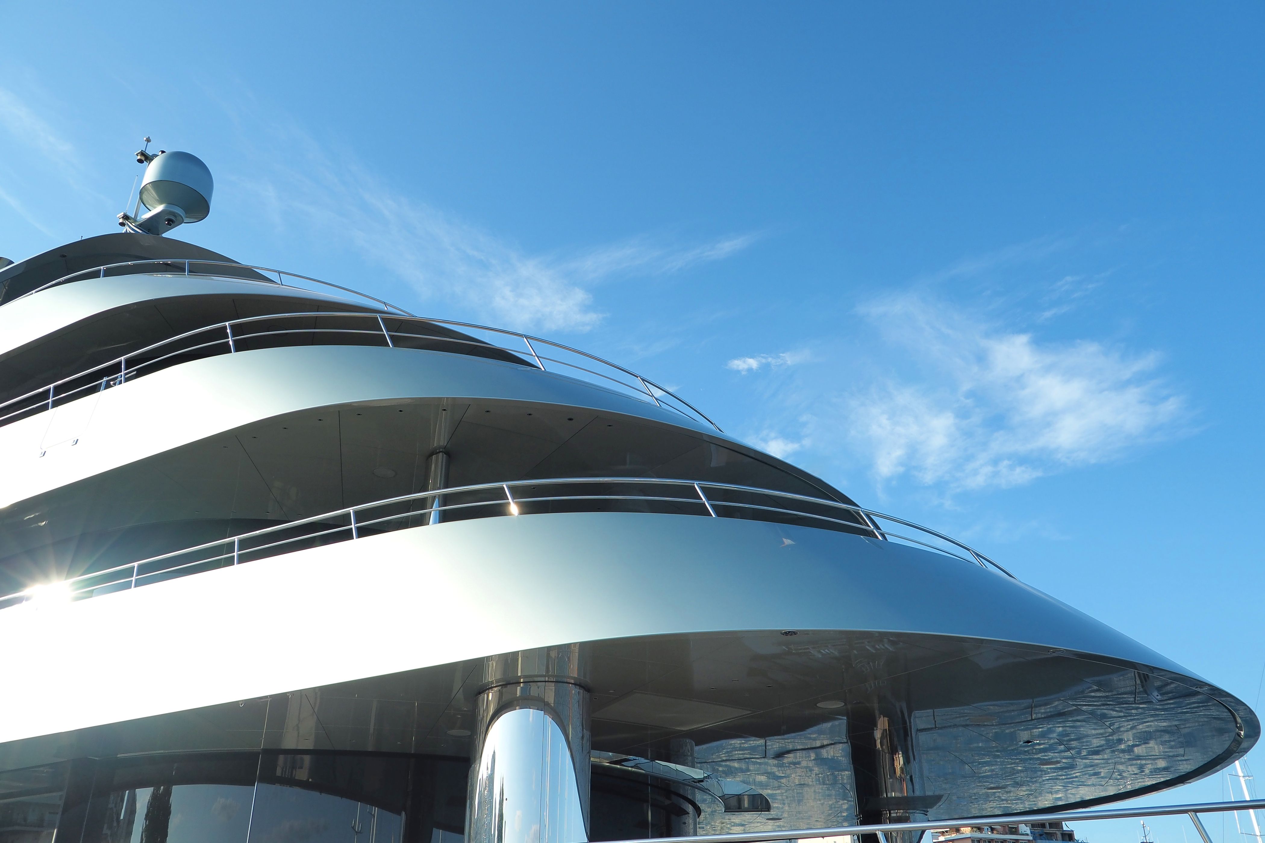Navigating International Waters: Global Yacht Financing Solutions for Cross-Border Buyers