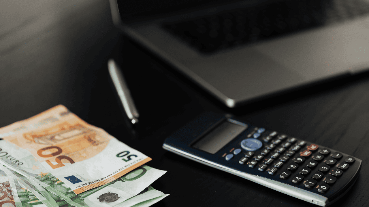 Tailored Financial Solutions for High Net Worth Individuals: Why Standard Financial Products Don’t Cut It