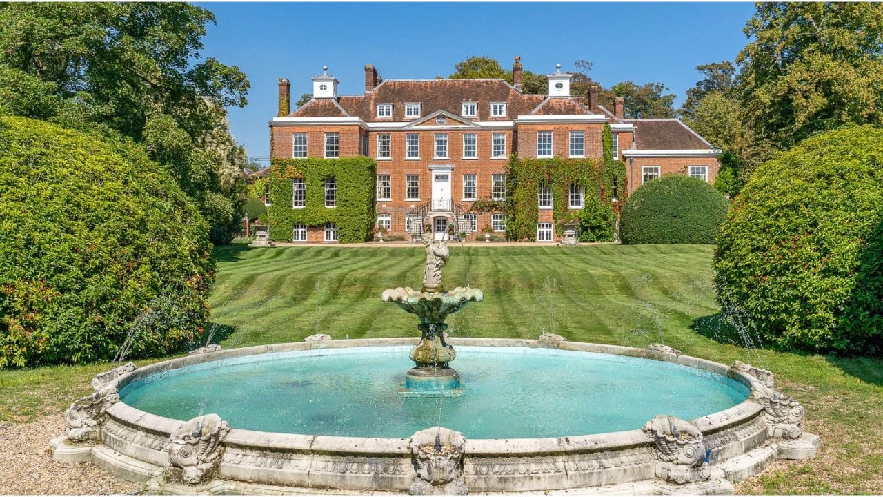 Properties for Sale in Isle of Wight: Your Gateway to Luxury Island Living