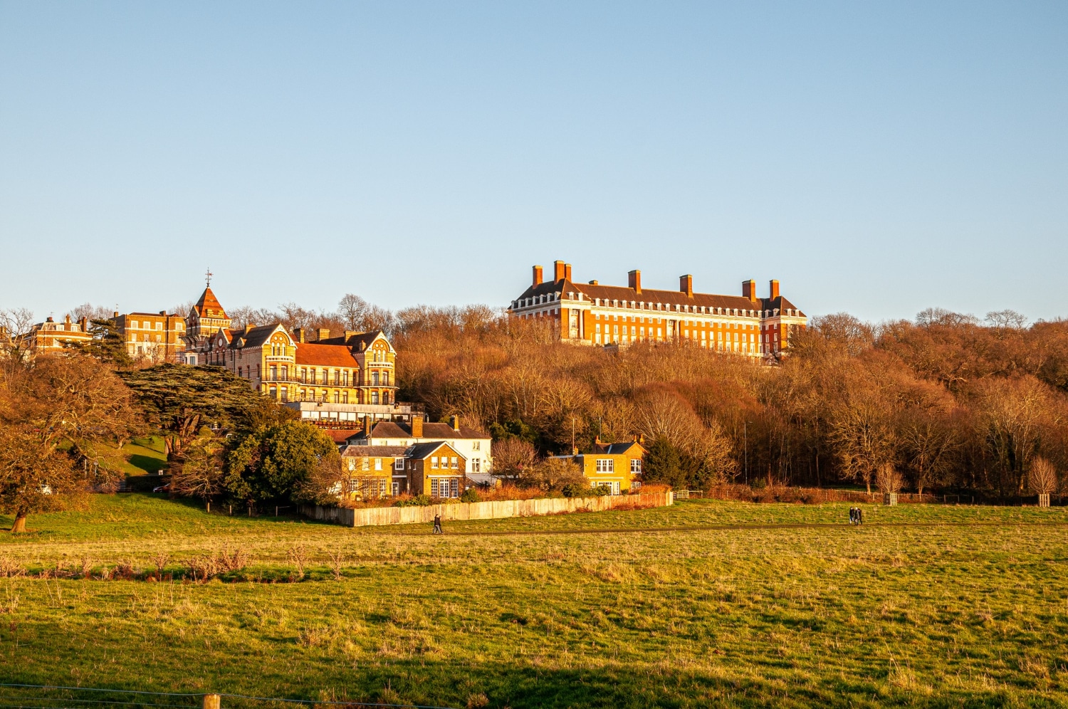 Prettiest Autumn Villages UK: 8 Stunning Rural Locations 2025